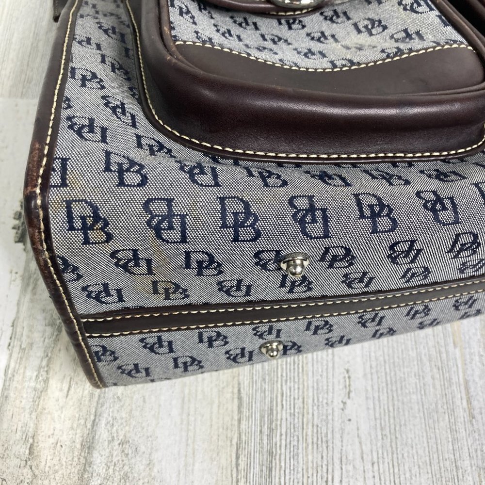 Dooney And Bourke Womens Gray Signature Jacquard Tote - Picture 11 of 13
